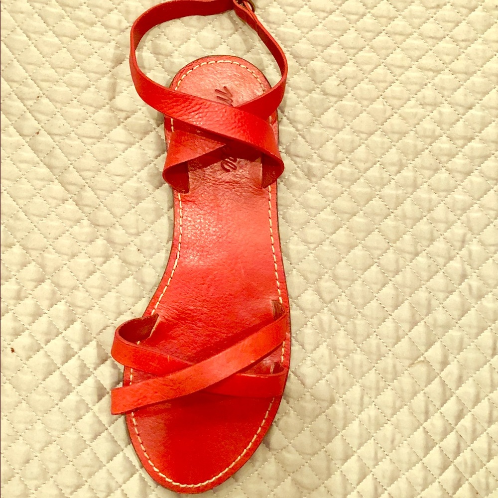 Made well sandals